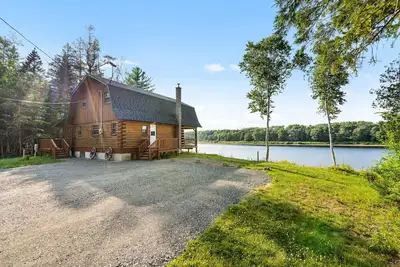 Image de Knotty Pines 4 Bedroom with Waterfront Views
