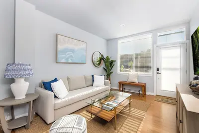 Image de Modern Townhome in Ballard, Super Walkable!