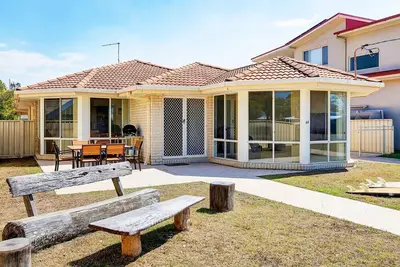 Image de Ocean Road Oasis - Beach Front Location
