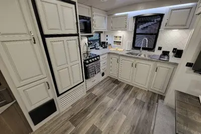 Image de Try The Rv Life - 2022 Cougar Executive