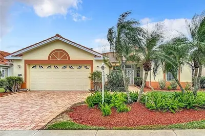 Image de Heron's Glen Home in Beautiful Gated Golf Community in North Fort Myers