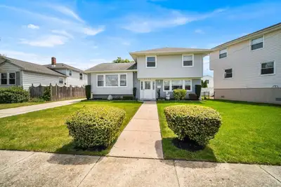 Image de 4br Home - Close to Beach - Stunning Backyard
