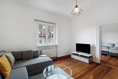 Image de Appartement 'Altbau Mit Wartberg - Blick' avec balcon et Wi-Fi