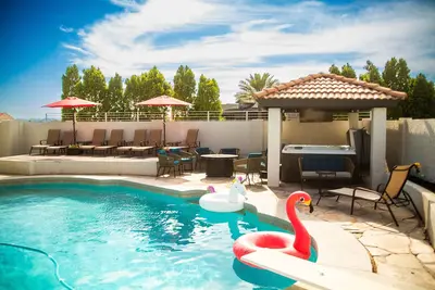 Image de 6 Bedroom Central located Off highway 10 mins to Downtown Tempe Scottsdale Golf