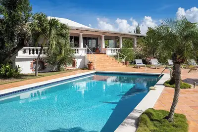 Image de Les Zephyrs, Terres Basses by Personal Villas - Modernized Design