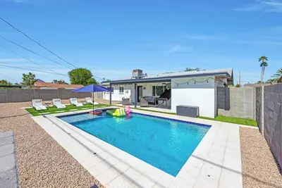 Image de Old Town Scottsdale Heated Pool