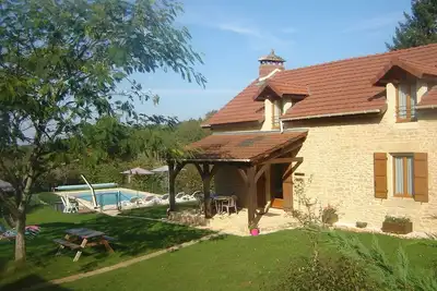 Image de maison avec piscine privée chauffée, Périgord noir