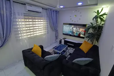 Image de Maclom Apartment on route Sagbado super \nGreat for a romantic weekend gateway.