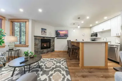 Image de Ski Trails 4115 - Northstar Slopeside