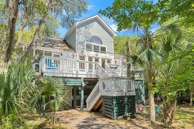 Image de Classic Coastal Cottage 3 Br 3. 5 Baths Walk to Marina, Beach and Old Baldy