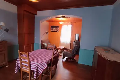 Image de Maison de village proche commodités avec extérieur Proche Issoire