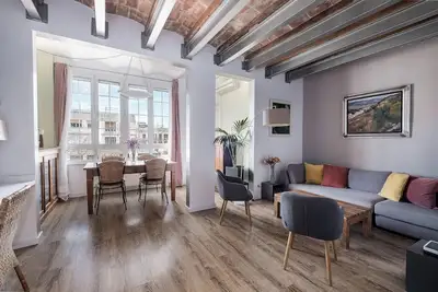 Image de Bright and Quiet Duplex Apartment