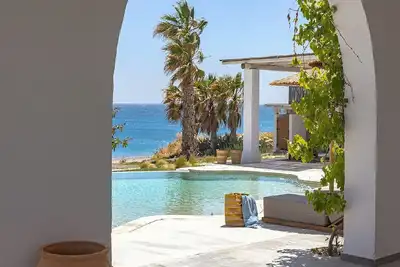 Image de Exquisite Rhodes Villa | Villa Boho Chic | 6 Bedrooms | Private Pool | Stunning Sea Views | Direct Access To The Beach | Lachania