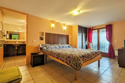 Image de Lamalou les bains, Joli F2 38 m2, Pmr, en Rez de Chaussée, à 200 m des Thermes