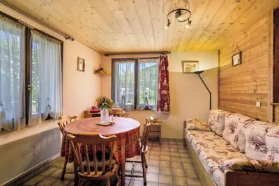 Image de Appartement 'Appartement 4p' avec vue sur les montagnes et Wi-Fi