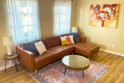 Image de Warm & Welcoming - Minutes To Downtown St. Pete