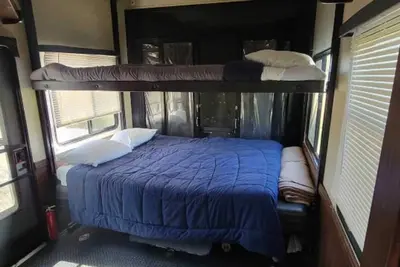 Image de Discover Desert Tranquility: Comfortable Resort with Nature Access