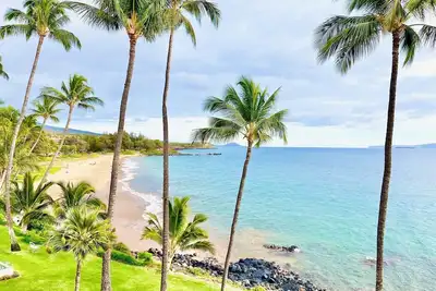 Image de Oceanfront- Remodeled - A/C - Ideal View - Kamaole Nalu 406