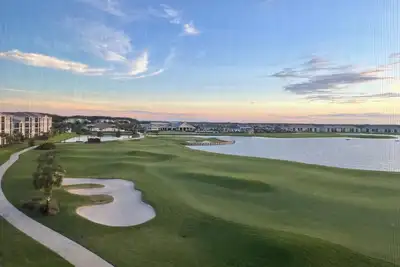 Image de Luxury Condo! Golf Resort with pool, court sports, restaurant/bar and more!