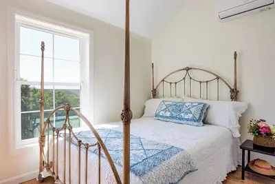 Image de Whitestone Cottage: Pet-Friendly Nightly House Rental on Block Island