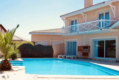 Image de Sympathique Villa avec piscine 12 personnes en bordure de la Dune Océane (213)