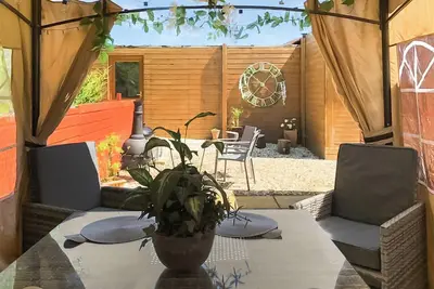 Image de Cow Boy Cabin - Uk47145