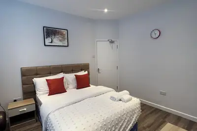 Image de Luxury, Cosy and Quiet 4-bed House close to town centre and transport
