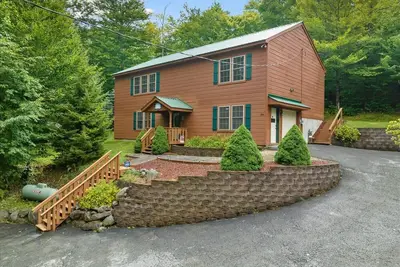 Image de Roomy 3br Cabin, easy access to snowmobile trail 4 & Hollywood Hills beach\/ boat