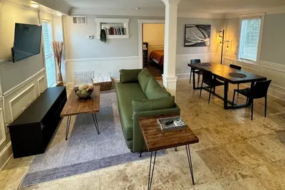 Image de Daffin Delight, Modern Condo for Executive Stays