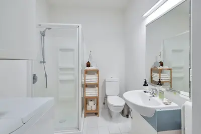 Image de 2 Bedroom Apartment - Downtown Auckland, Perfect for holiday or short term rent!