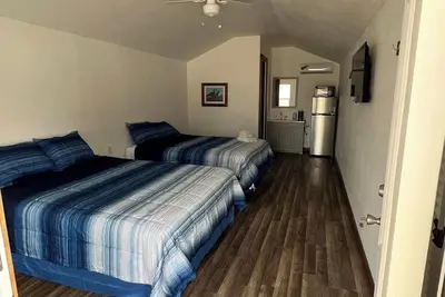 Image de Lake of the Ozarks-Quiet, brand new cabin that is perfect for an escape!