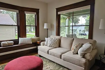 Image de Historic home in downtown De Pere, sleeps 10