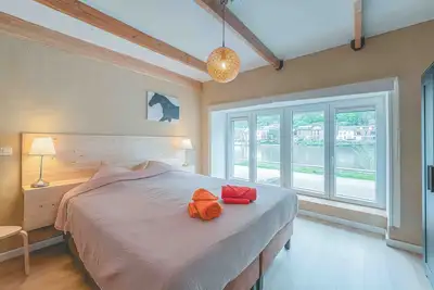 Image de Appartement 60 m², vue sur Meuse, terrasse, jardin