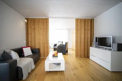 Image de Chasa TrĂĽ Nr. 9: Idyllic 2. 5-room flat in the TrĂĽ holiday settlement