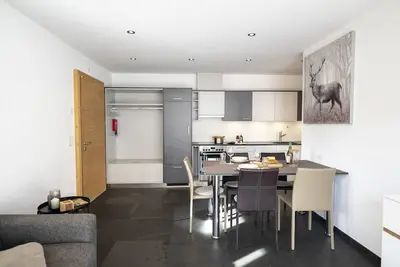 Image de Chasa Fionas: Quiet 2. 5-room flat with seating area