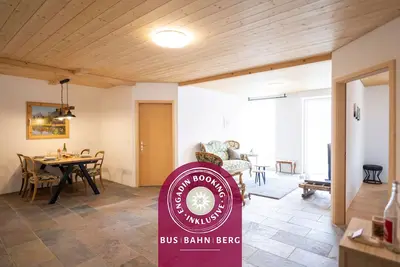 Image de Chasa Chavröl: 3. 5 room holiday apartment at with panoramic view in Sent