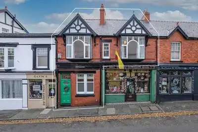 Image de Boutique Three Bedroom Holiday Cottage in Conwy | Tŷ-Twr