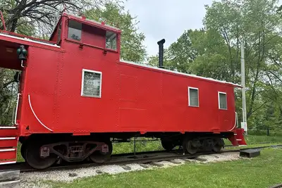 Image de Uniquely Quaint Santa Fe Train Caboose 4
