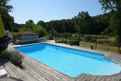Image de Countryside gite with 5 bedrooms and pool, short drive from Chalais, 2 terraces
