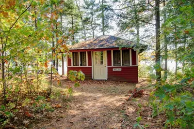 Image de Cozy, rustic, Lakeside, Wisconsin Northwoods Cabin. Family & Pet Friendly!
