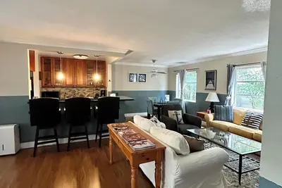 Image de Best Kept Atlantic Ave Secret. Fab Location
