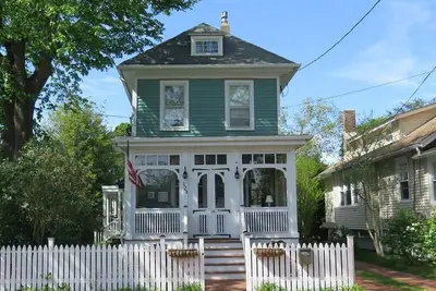 Image de Perfectly appointed West Cape May Victorian | All the charm with modern amenities