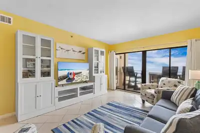 Image de Beachfront Condo, Family Friendly, Low Floor