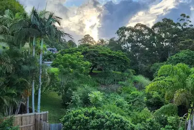 Image de Private 2-Bedroom Retreat with Views & Balcony