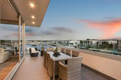 Image de The View ***With A Boat Berth***