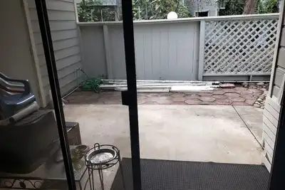 Image de Cool condo a mile from New Brighton, two miles from Capitola Beach.