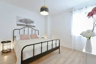 Image de Appartement d'une chambre avec la terrasse et la vue sur le mer Sveti Petar, Biograd (A-23091-e)