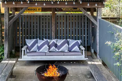 Image de Secluded 3-Bed Retreat Moments to the Beach