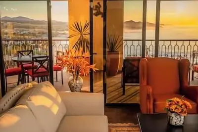 Image de 1 Bedroom-Vista Encantada-Cabo-Balcony-Ocean Views