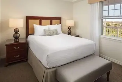 Image de Windward Point Beachfront Resort, Hot Tub, Pool